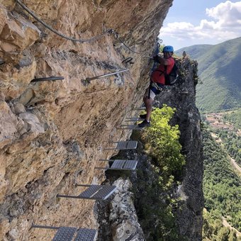 via-ferrata-rocher-neuf-heures-1.jpg