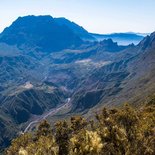 Hiking to discover the high Mafate