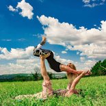 Stage escalade et acroyoga dans les Baronnies