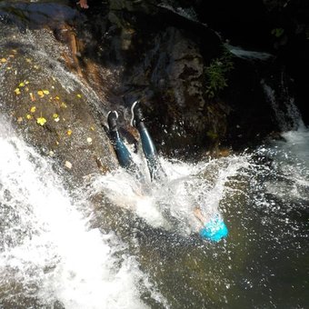 canyoning-bramabiau-1.jpg