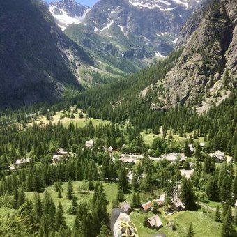 ailefroide-hautes-alpes.jpg