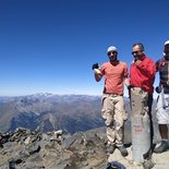 Climbing the Pic des Posets (Pyrenees)