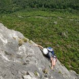 Grande voie d'escalade (gorges de la Jonte & du Tarn)